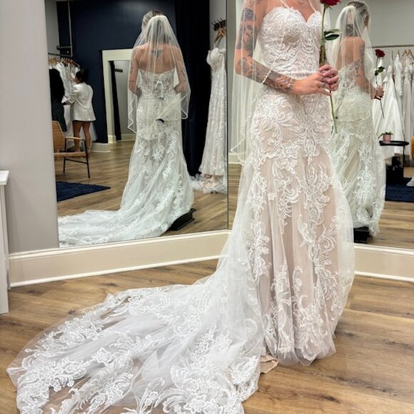 Dresses & Skirts - Wedding Dress